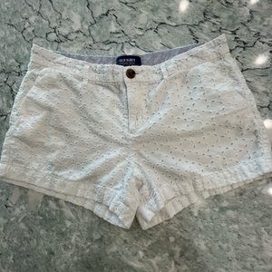 Old Navy White Eyelet Everyday 3 1/2" Shorts